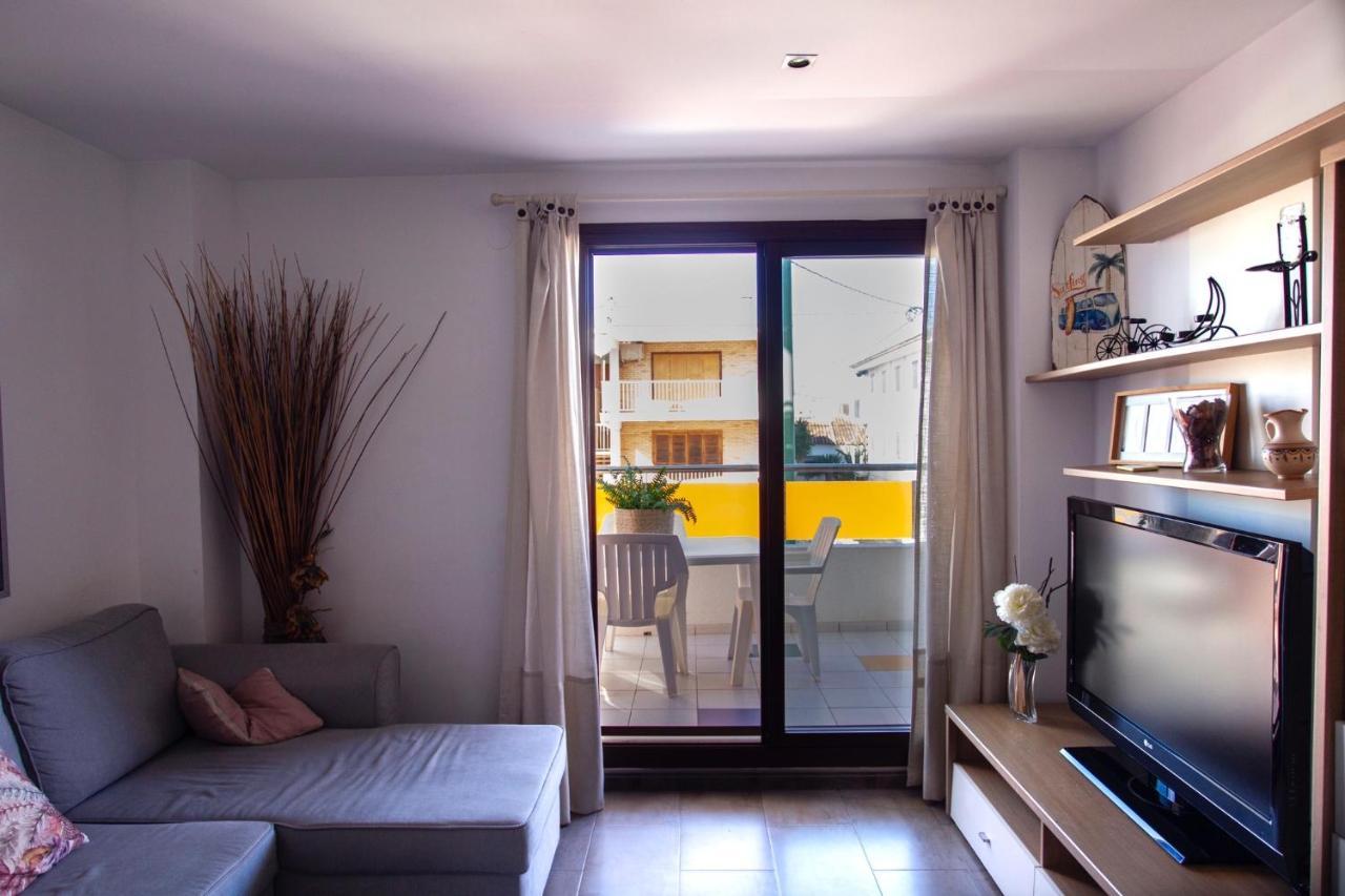 Apartamento A 50 Metros De La Playa, Luminoso Y Acogedor Оліва Екстер'єр фото